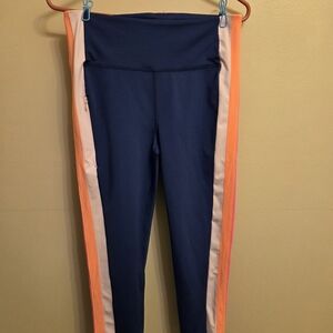 Lilly Pulitzer Navy Striped Luxletic Leggings. NWOT Large.